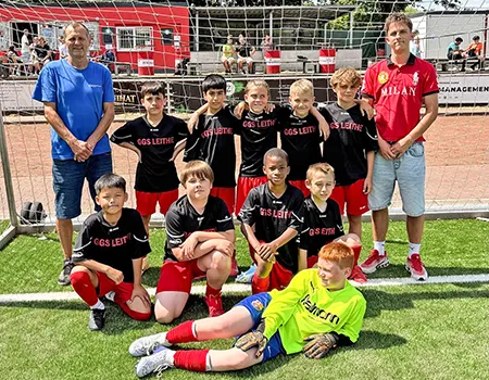 Mannschaftsfoto der Fußballergruppe